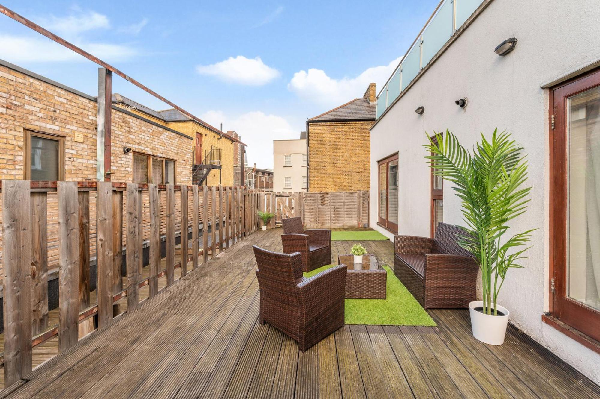 London Waterloo Apartment With Large Private Terrace - View Of The London Eye - 1 Bedroom 1 Bath Εξωτερικό φωτογραφία